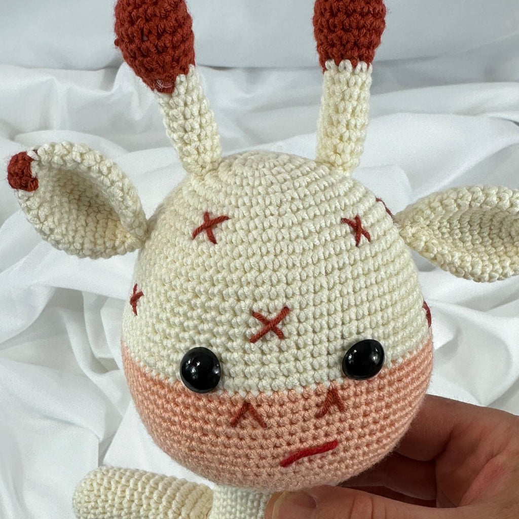 Handmade Crochet Musical Giraffe Toy, Organic Baby Sleep Aid, Amigurumi toys